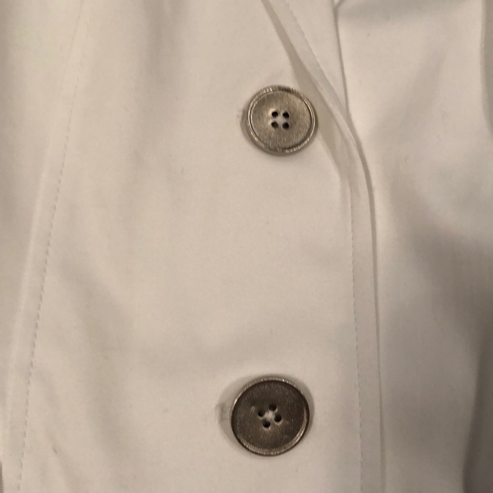 Beautiful White Two Buttoned Blazer - image 3